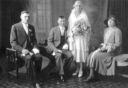 Joe and May Alderson's wedding party